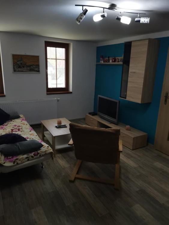 Apartman Damiko Lägenhet Chřibská Exteriör bild